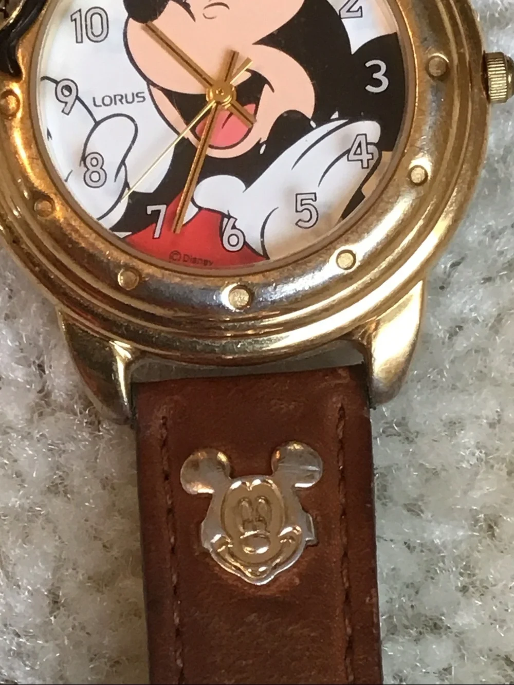 Vintage Lorus Laughing Mickey Mouse Watch V528-X001